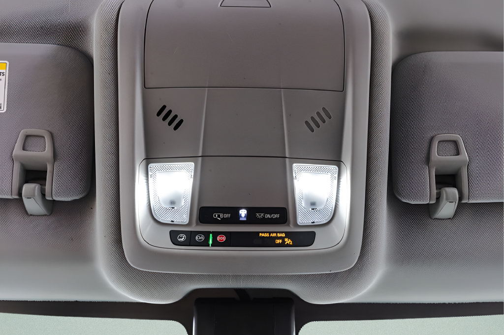 Used 2024 Chevrolet Equinox LT FWD image 19
