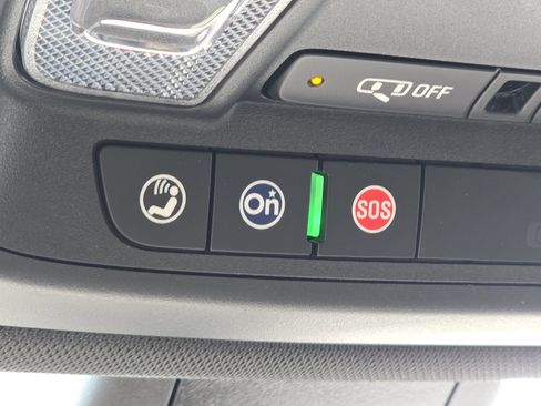 Used 2023 Chevrolet Traverse LT AWD/4WD image 14