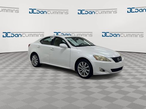 Used 2008 Lexus IS 250 AWD image 2