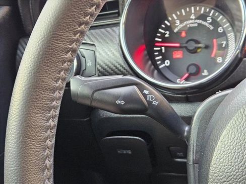 Used 2015 Ford Mustang Coupe RWD image 24