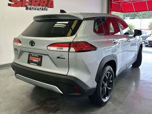 Certified 2025 Toyota Corolla Cross L FWD image 3
