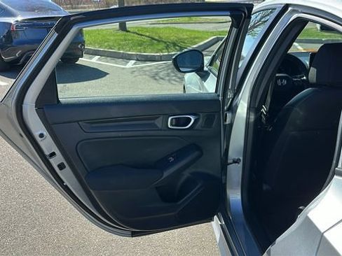 Used 2025 Honda Civic Sport image 44
