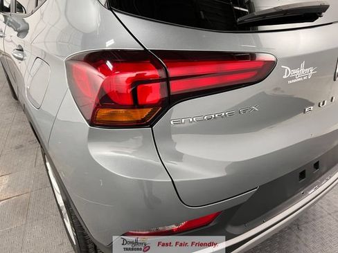 Used 2025 Buick Encore GX Preferred FWD image 14