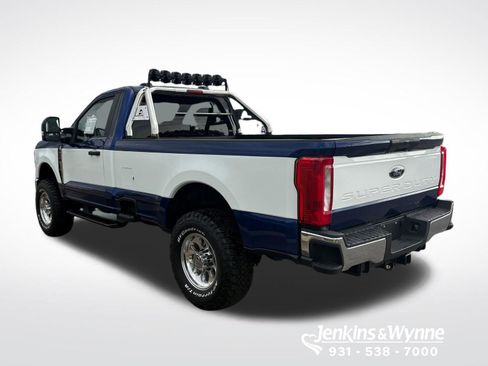 New 2026 Ford F250 XLT w/ FX4 Off-Road Package AWD/4WD image 4