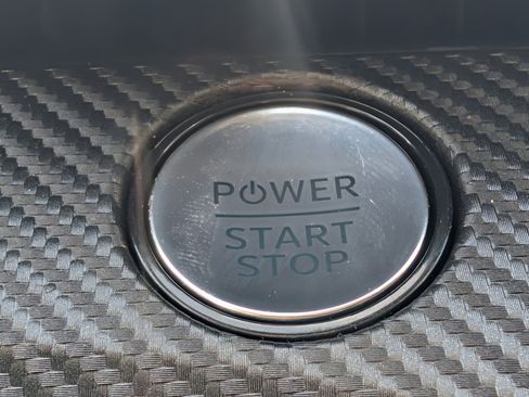 Used 2025 Ford Mustang Mach-E Premium image 32