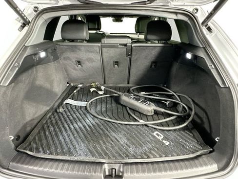 Used 2023 Audi Q4 e-tron Premium Plus w/ Premium Plus image 31