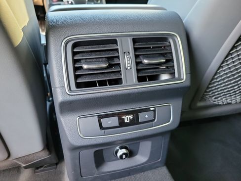 Used 2018 Audi SQ5 Prestige w/ Prestige Package image 15