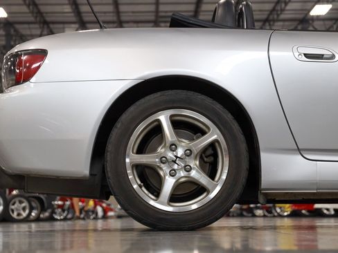 Used 2002 Honda S2000 image 34