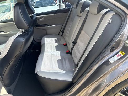 Used 2017 Toyota Camry XSE FWD image 19