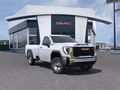 New 2024 GMC Sierra 2500 Pro w/ Convenience Package