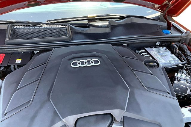 Used 2024 Audi Q7 3.0T Prestige AWD/4WD image 34