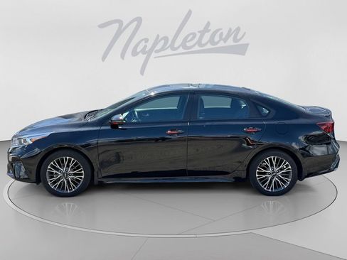 Used 2023 Kia Forte GT-Line FWD image 2