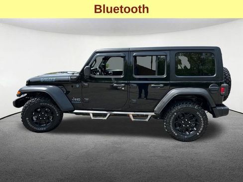Used 2023 Jeep Wrangler Unlimited w/ Cold Weather Group AWD/4WD image 6