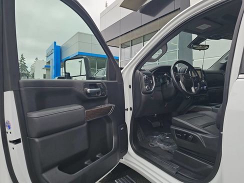 Used 2021 GMC Sierra 3500 Denali w/ Denali Ultimate Package AWD/4WD image 23
