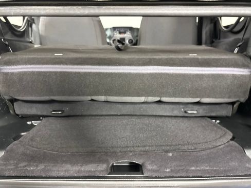 Used 2018 Jeep Wrangler Sport w/ Connectivity Group AWD/4WD image 22