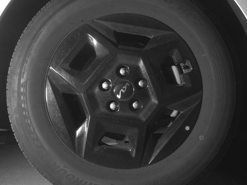 Used 2025 Jeep Compass Trailhawk image 13