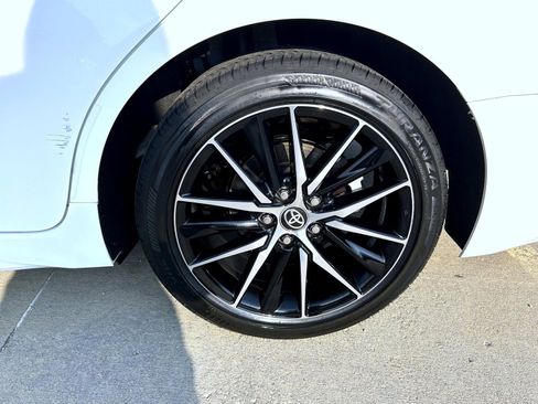 Used 2024 Toyota Camry SE image 22