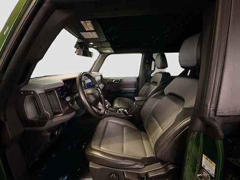 Used 2024 Ford Bronco Everglades image 18