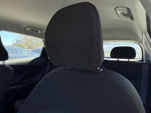 Used 2024 Hyundai Kona SE image 15