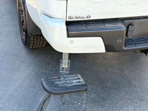 Certified 2023 Nissan Frontier SV w/ Midnight Edition Package image 26