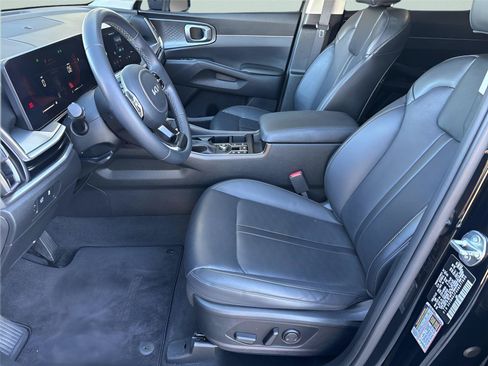 Used 2025 Kia Sorento EX w/ Panoramic Sunroof Package FWD image 23