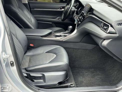 Used 2024 Toyota Camry SE image 22