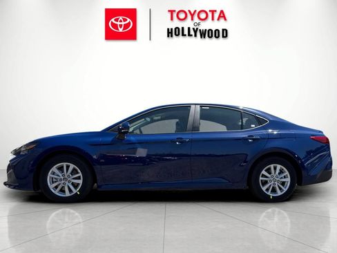 New 2026 Toyota Camry LE w/ Convenience Package FWD image 9