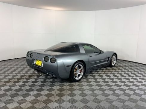 Used 2003 Chevrolet Corvette Coupe w/ Preferred Equipment Group image 5