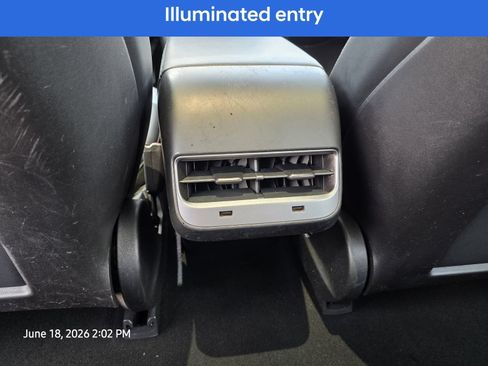Used 2018 Tesla Model 3 Long Range RWD image 18