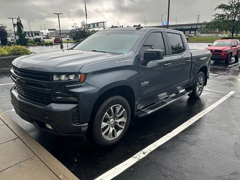 Used 2020 Chevrolet Silverado 1500 RST w/ Texas Edition AWD/4WD image 2
