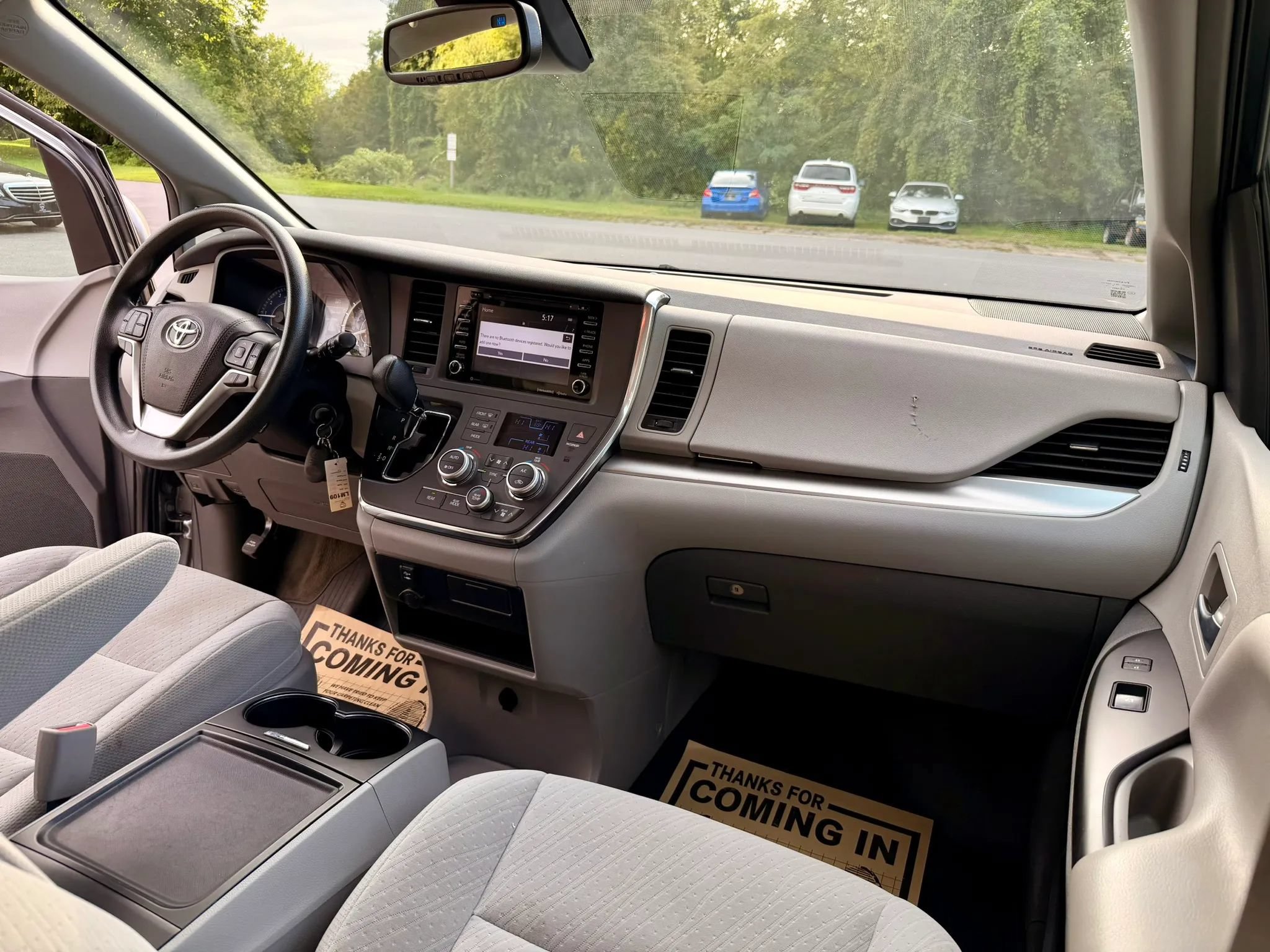 Used 2018 Toyota Sienna LE FWD image 33