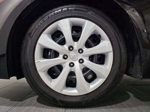 Used 2024 Toyota Corolla LE FWD image 22