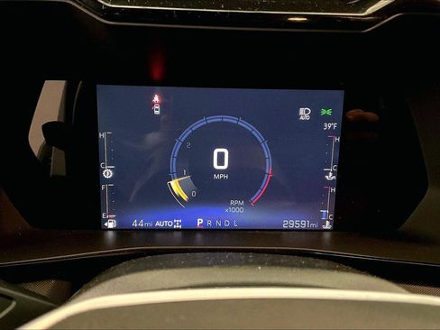 Used 2023 Chevrolet Colorado Z71 w/ Z71 Convenience Package 2 image 19