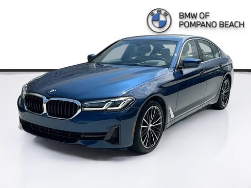 Used 2023 BMW 530i w/ Premium Package RWD image 3