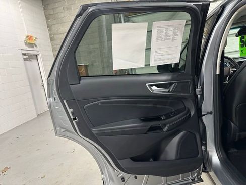 Used 2020 Ford Edge Titanium w/ Equipment Group 301A image 13