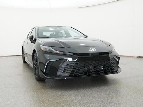 New 2026 Toyota Camry SE FWD image 30