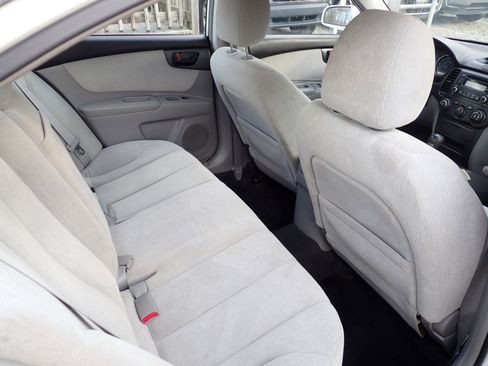 Used 2008 Kia Optima LX image 26