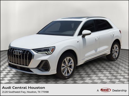 Certified 2025 Audi Q3 2.0T Premium w/ Convenience Package AWD/4WD image 1
