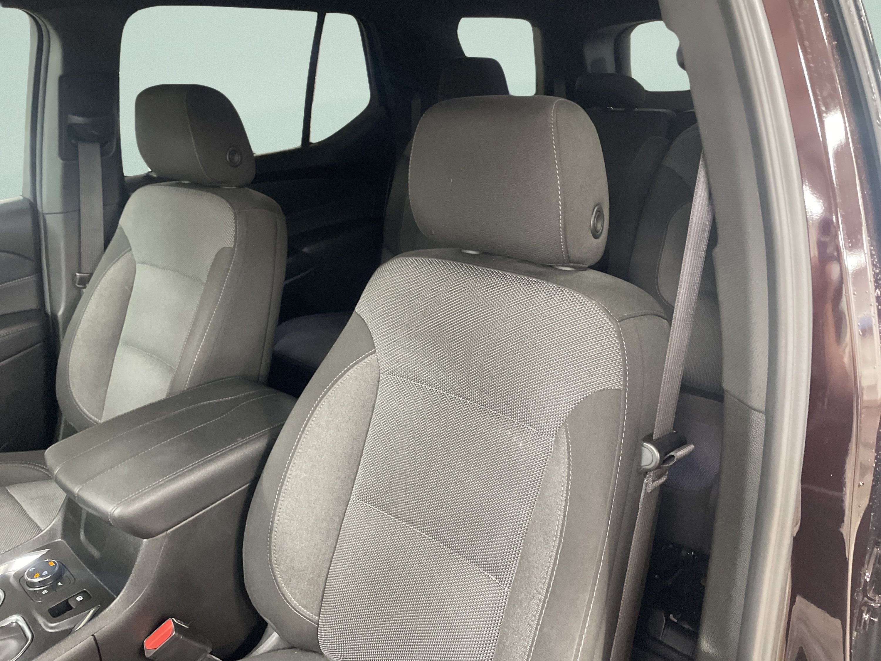 Used 2023 Chevrolet Traverse LT AWD/4WD image 13