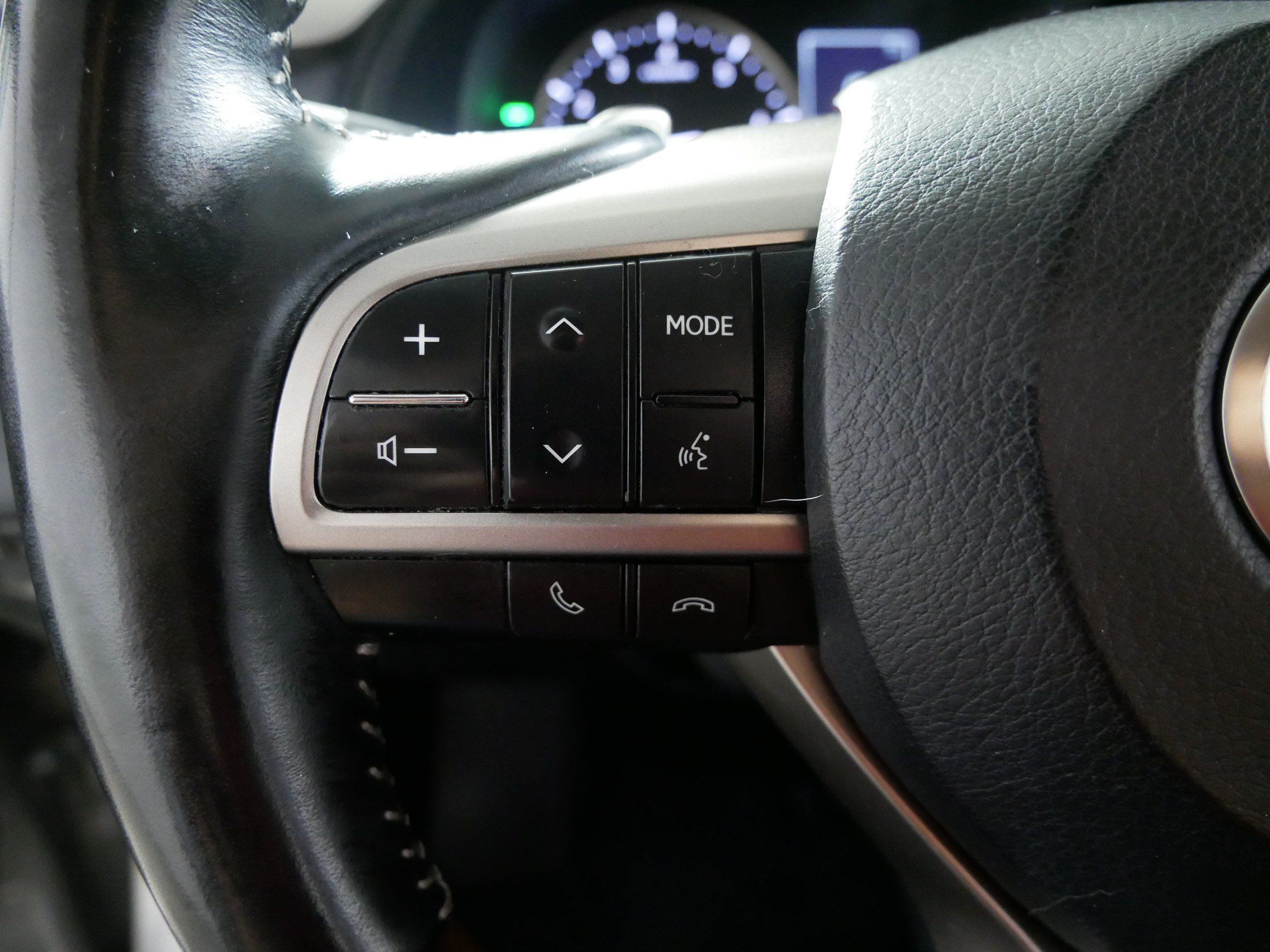 Used 2021 Lexus RX 350L Premium w/ Premium Package AWD/4WD image 27