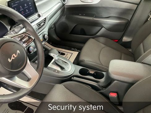 Certified 2023 Kia Forte LXS image 16