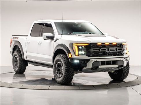 Used 2025 Ford F150 Raptor image 7