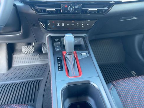 New 2026 Nissan Kicks SR w/ Cold Weather Package image 18