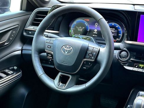 New 2026 Toyota Crown w/ Advanced Technology Package AWD/4WD image 22