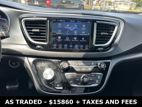 Used 2019 Chrysler Pacifica Touring-L Plus w/ S Appearance Package FWD image 25