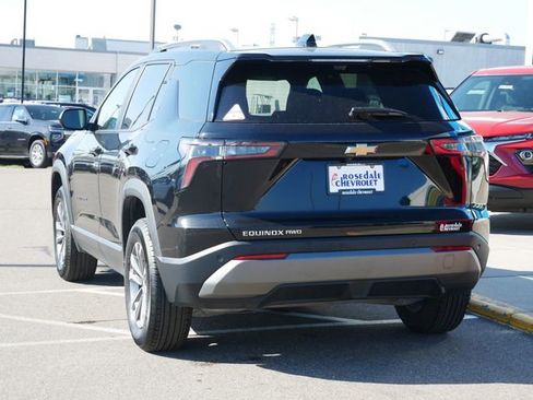 Used 2025 Chevrolet Equinox LT w/ Convenience Package II AWD/4WD image 6