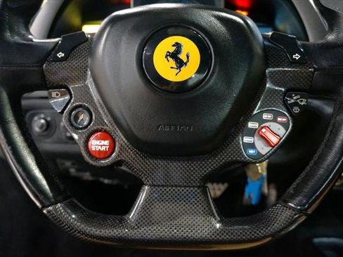 Used 2011 Ferrari 458 Italia Coupe image 18