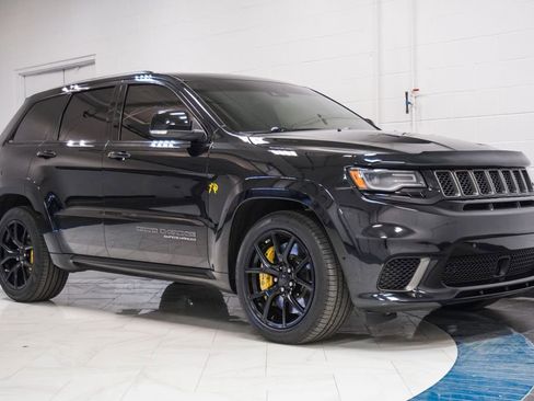 Used 2018 Jeep Grand Cherokee Trackhawk w/ Trailer Tow Group IV image 5