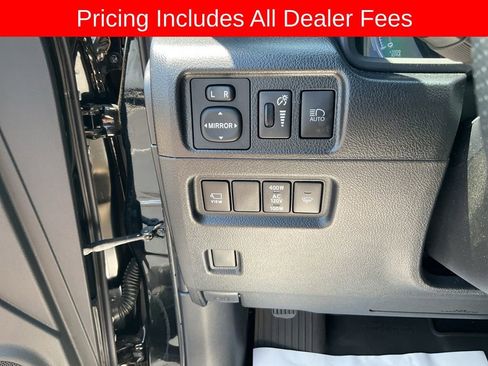 Used 2024 Toyota 4Runner Limited RWD image 7