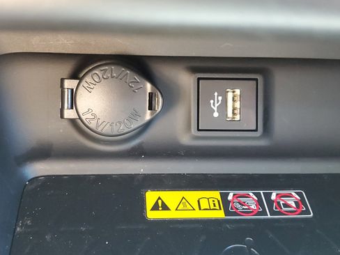 Used 2024 Toyota RAV4 XSE w/ Weather Package AWD/4WD image 29